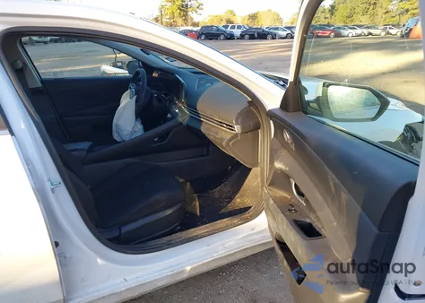 2025 Hyundai Elantra Sel Convenience z USA, uszkodzony, nr VIN KMHLS4DG2SU005732